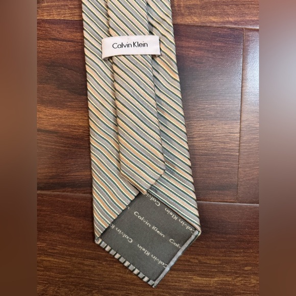 CALVIN KLEIN Striped Silk Tie in Beige - Picture 5 of 10